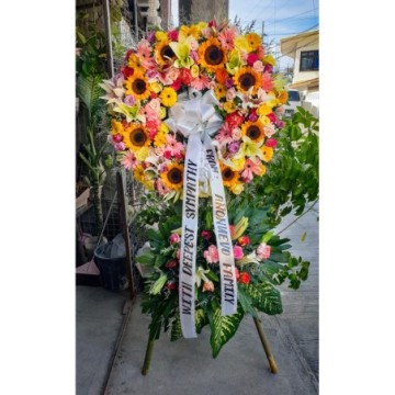 Bright Flower Wreath